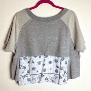 Cute Planet Gold Cropped Floral Detail Sweater